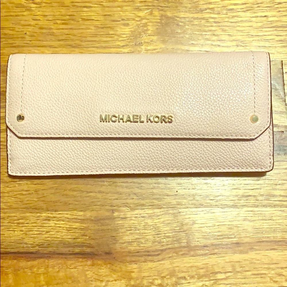 Michael Kors wallet